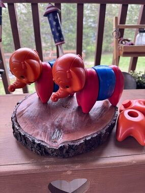 Tupperware Zoo It Yourself" vintage educational Elephant Kids Toys replacement